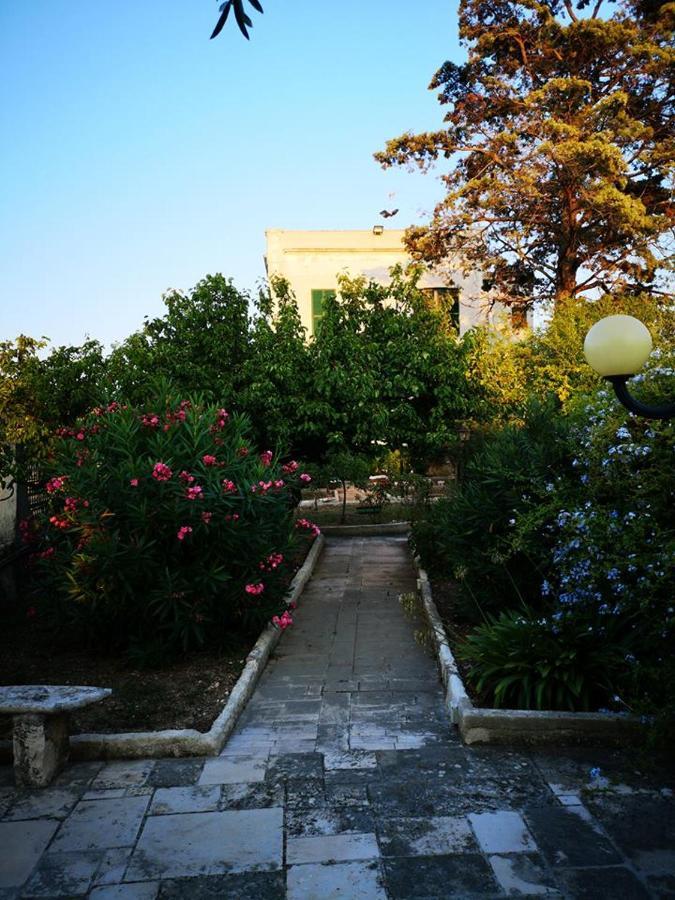B&B Villa Maria Giovinazzo Bagian luar foto